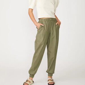 STATESIDE Structured Poplin Pleated Jogger Pant Artichoke Green Women's M $186